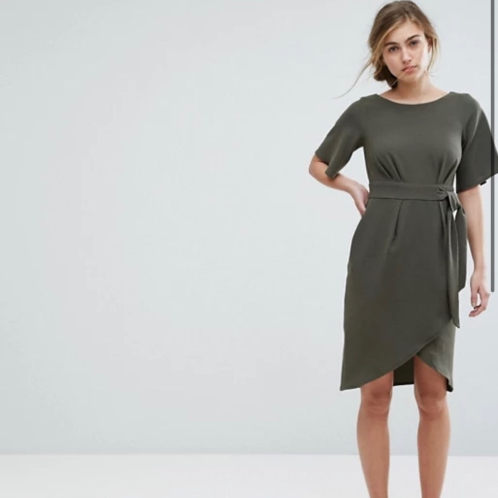 Closet London Tie Front Dress with Kimono Sleeve